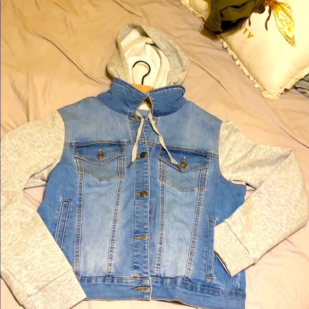 Hooded Jacket